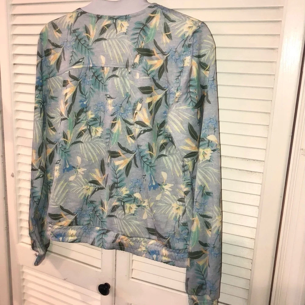 Old Navy Active light tropical design blue jacket Small
